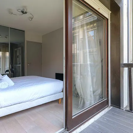 Charming With Balcony 3br 6p - *
